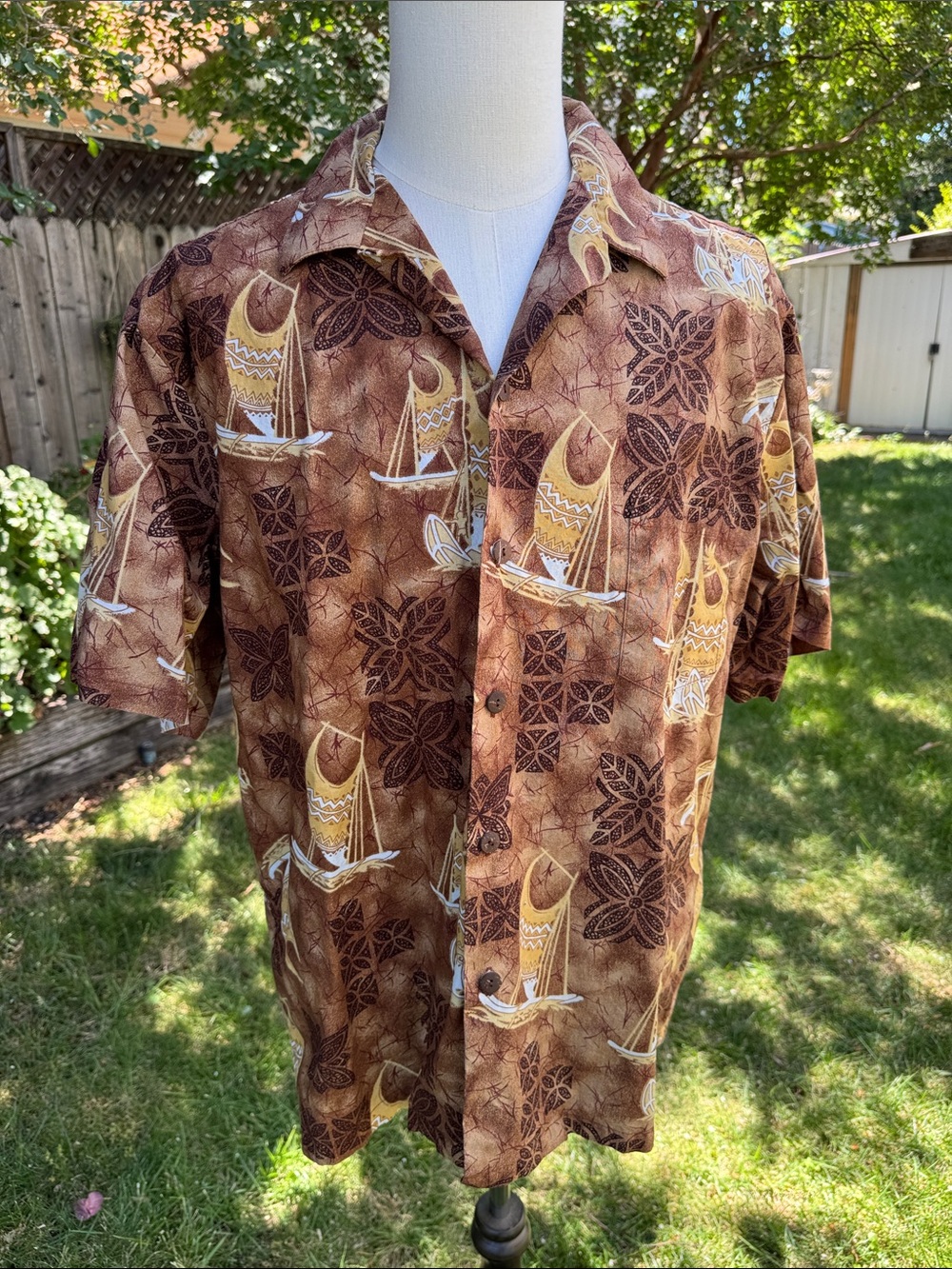 Vintage Hilo Hattie Brown Hawaiian Surf Tribal Geometric Print Shirt Men's XL
